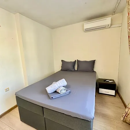 Central District 3 Bedroom Place *