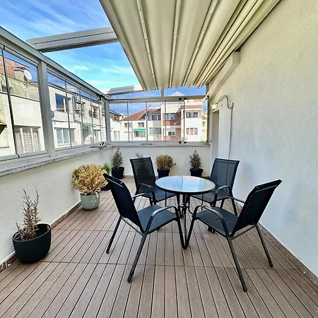 Apartmán Central District 3 Bedroom Place Plovdiv